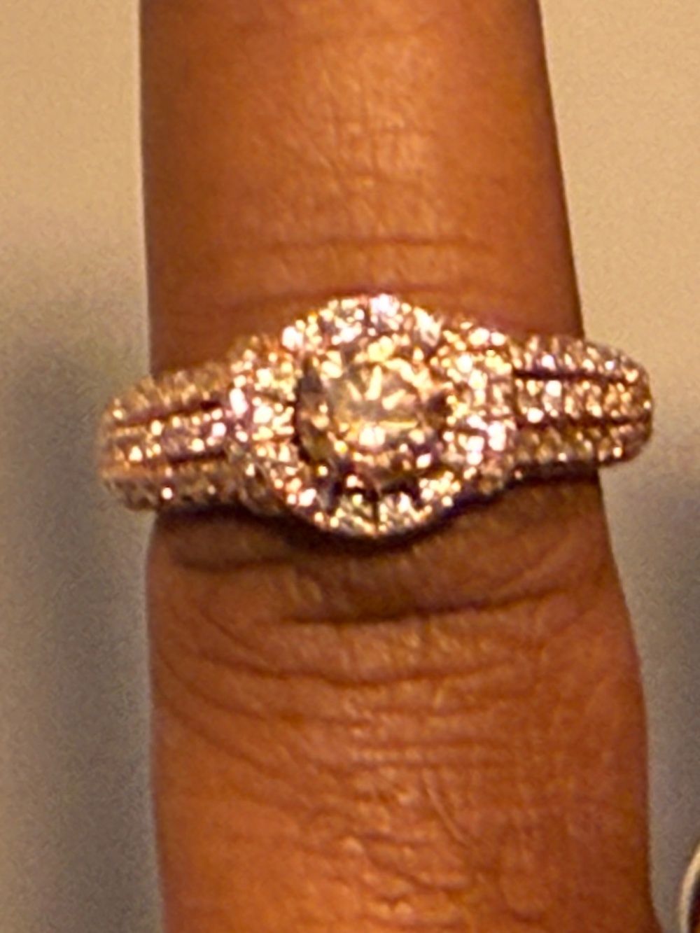 Diamond ring